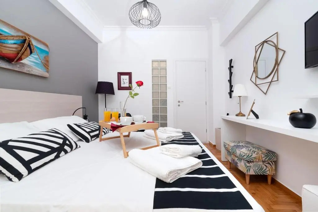 Lyto by Heloni Apartments