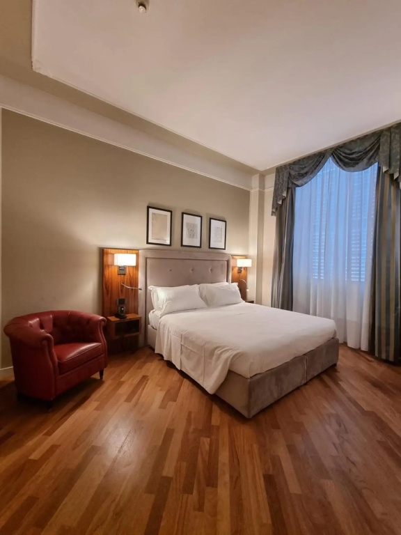 Hotel Embassy, photo 3