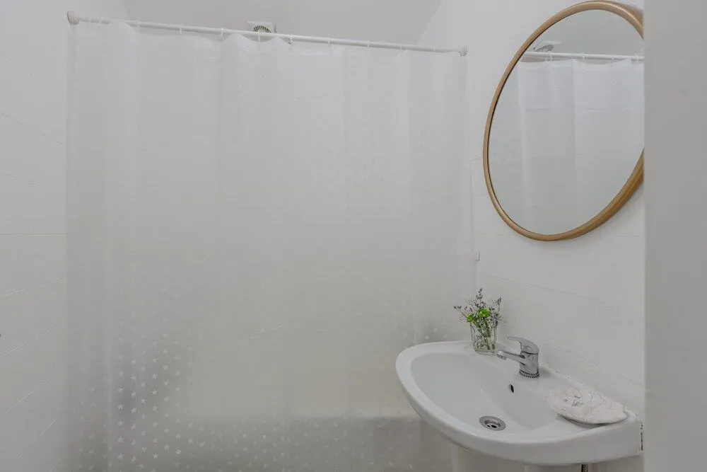 Typical Alfama Apartment, By TimeCooler — photo 6