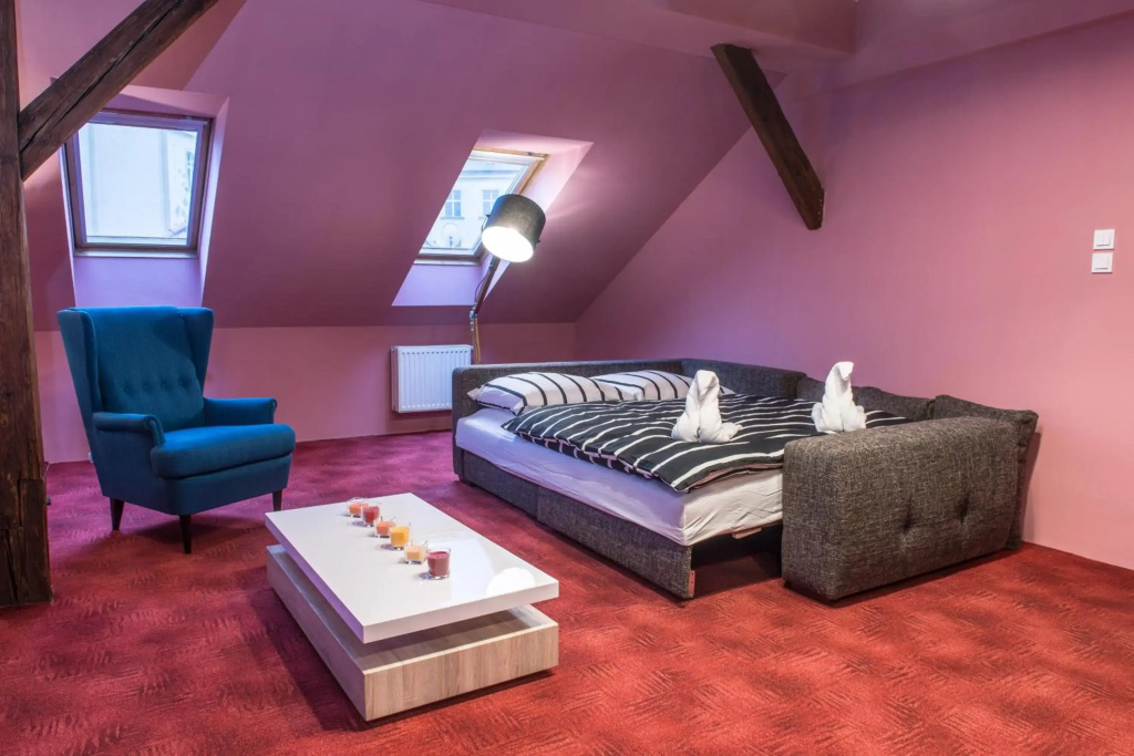 Spacious and Quiet Attic Flat in Centre, photo 4