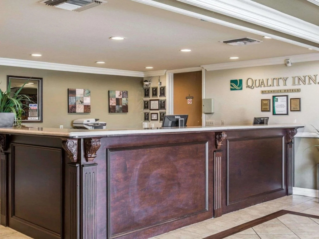 Quality Inn Long Beach - Signal Hill, photo 2
