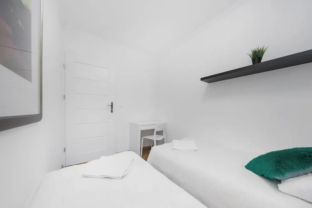 UNIT Short Rent Apartment by Warsaw Metro Station — photo 5