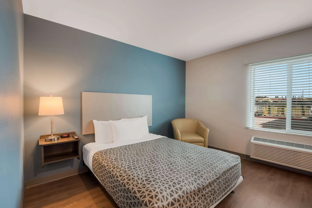 WoodSpring Suites Bellflower - Los Angeles — photo 3