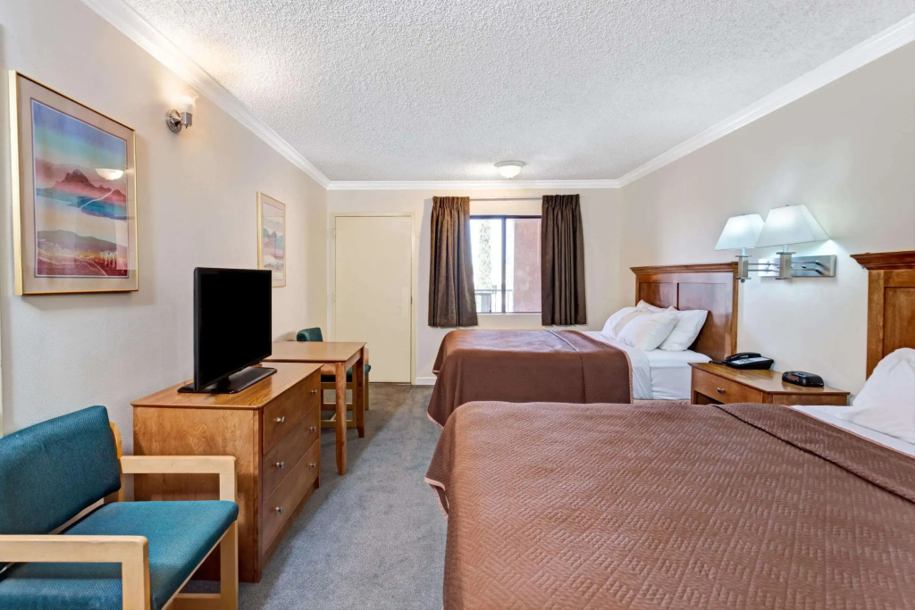 Travelodge by Wyndham Pasadena Central, photo 5