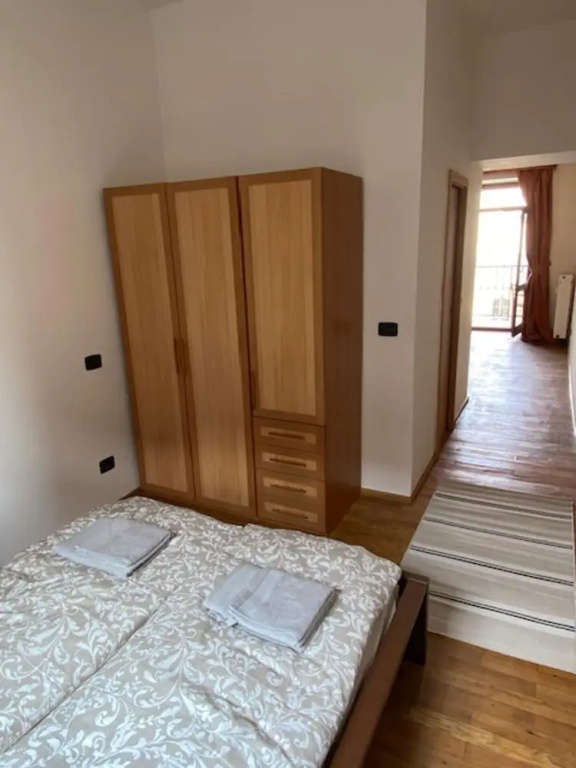 Captivating 1-bed Apartment in Praha, photo 2