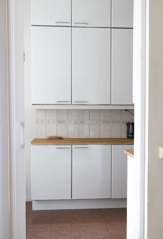 2ndhomes Cozy 2BR Home w Balcony & Sauna — photo 6
