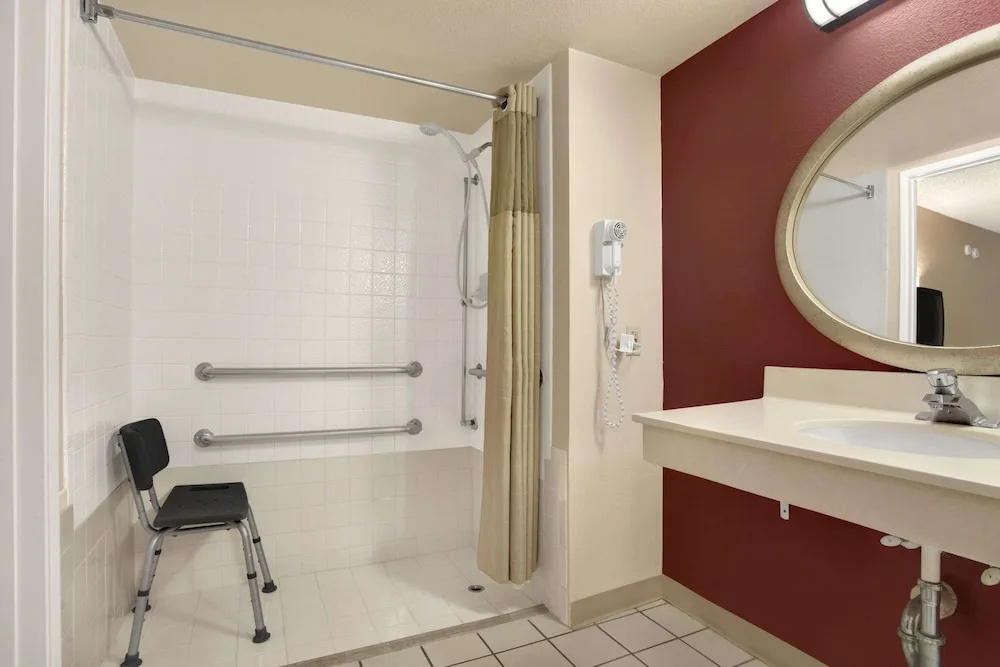 Days Inn Buena Park — photo 7