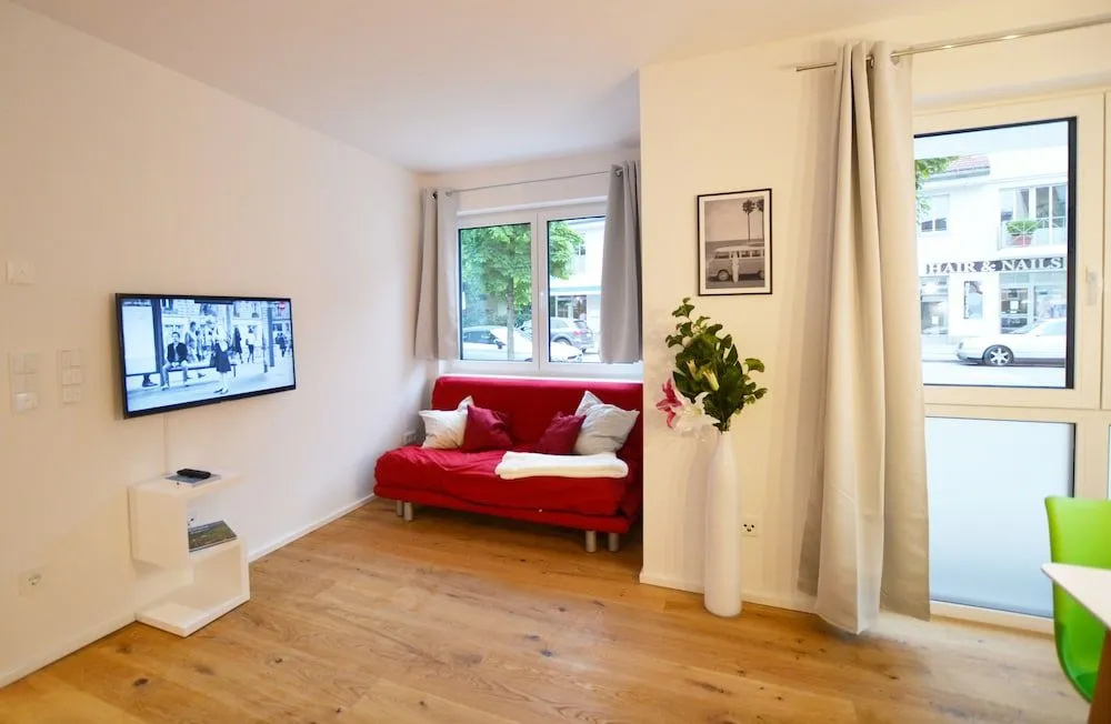 Modern apartment near downtown, photo 3