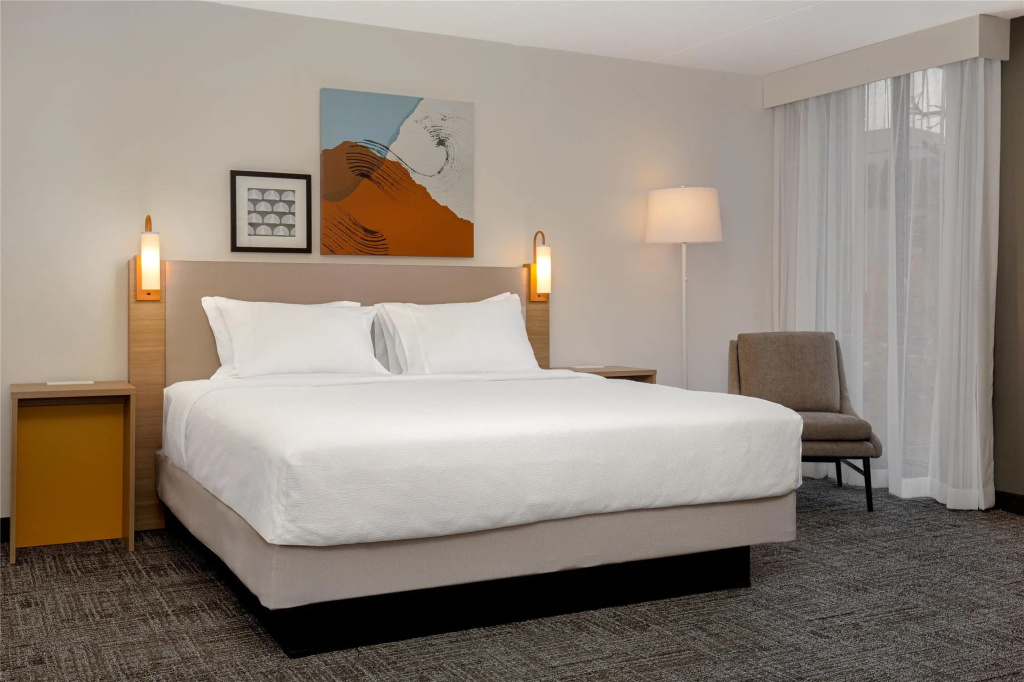 Spark by Hilton Toronto Airport, photo 2