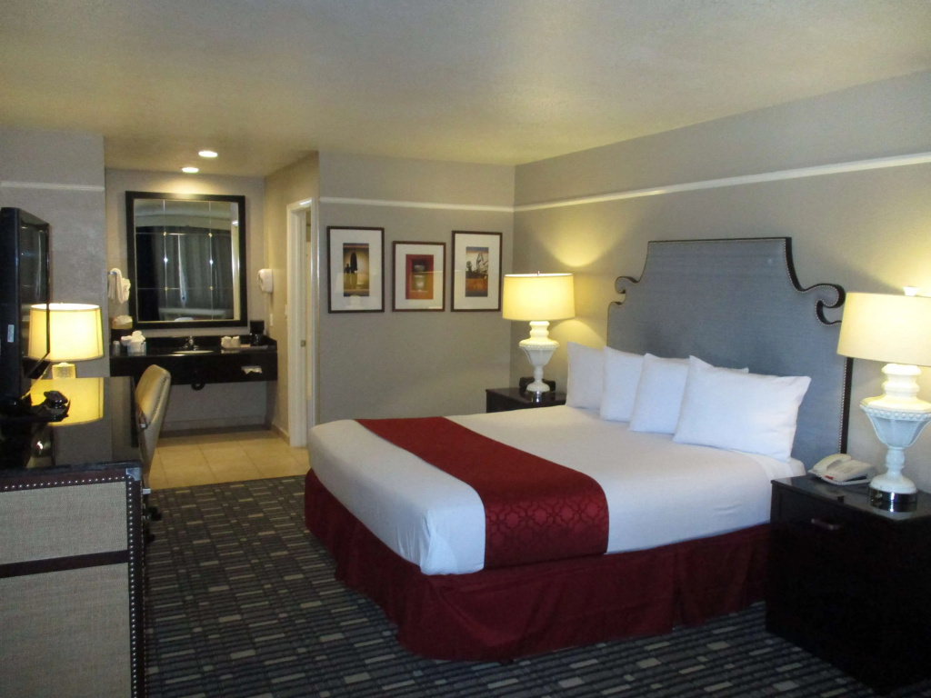 SureStay Hotel by Best Western Buena Park Anaheim, photo 2