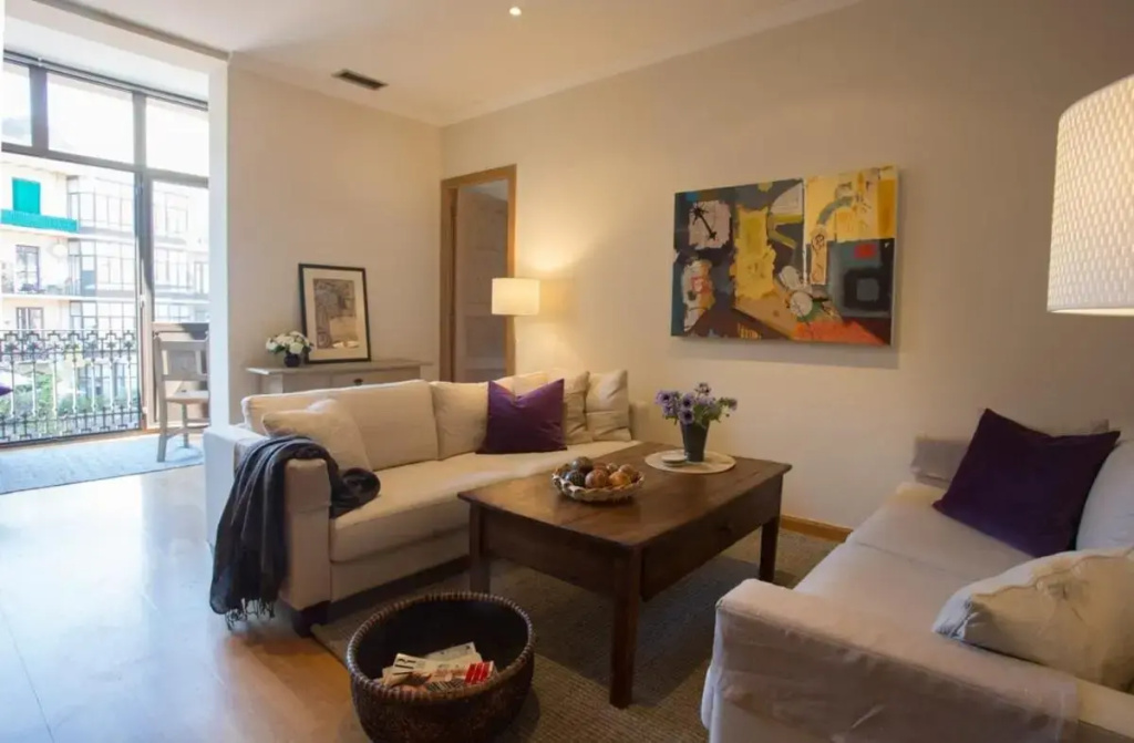 Elegant 3-bedroom Apartment in the Heart of BCN — photo 6