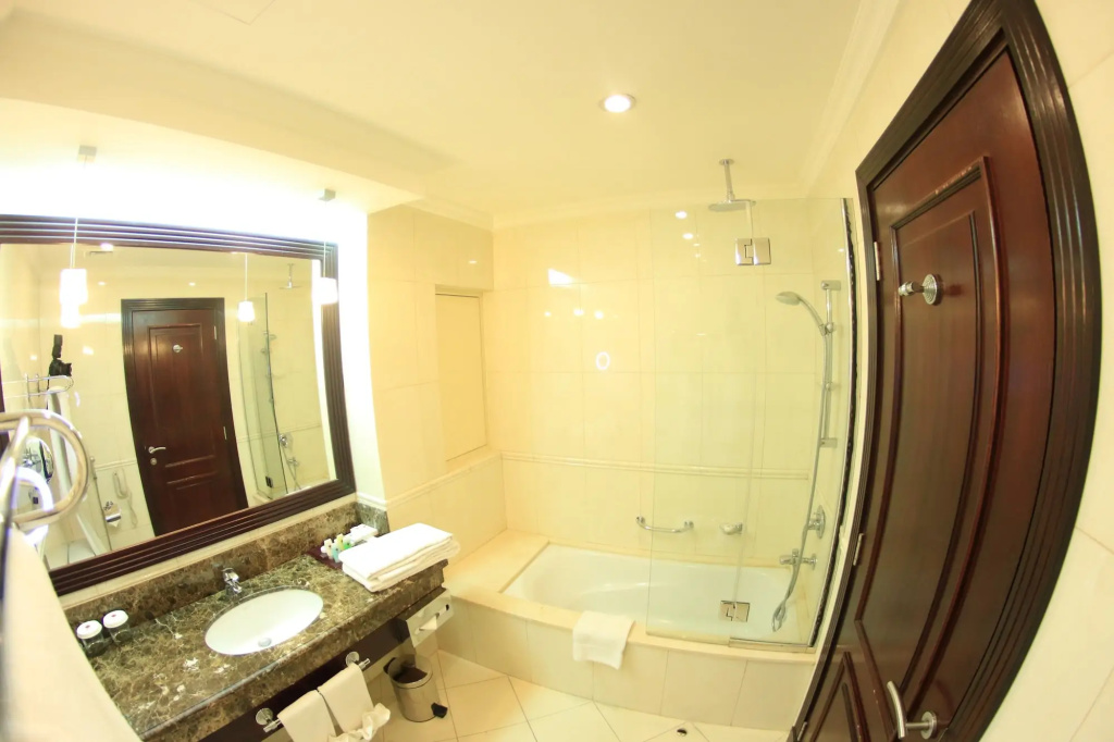 Grand Regal Hotel Hotel — photo 7