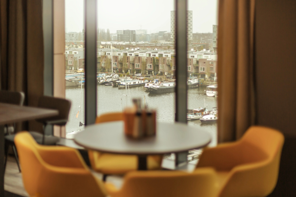 Holiday Inn - the niu, Fender Amsterdam by IHG — photo 7