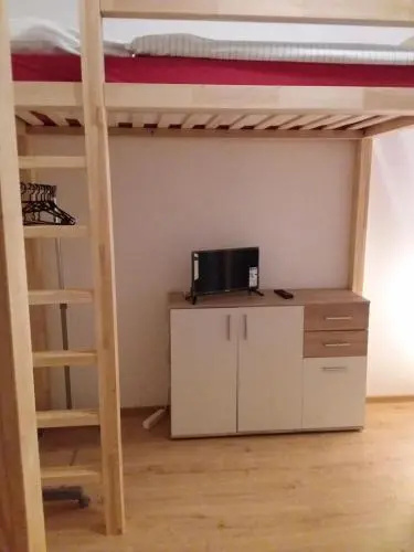 Living In The Box — photo 2