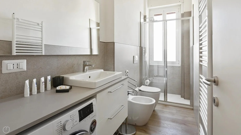 Italianway Easy - Largo Allegri 4 — photo 8