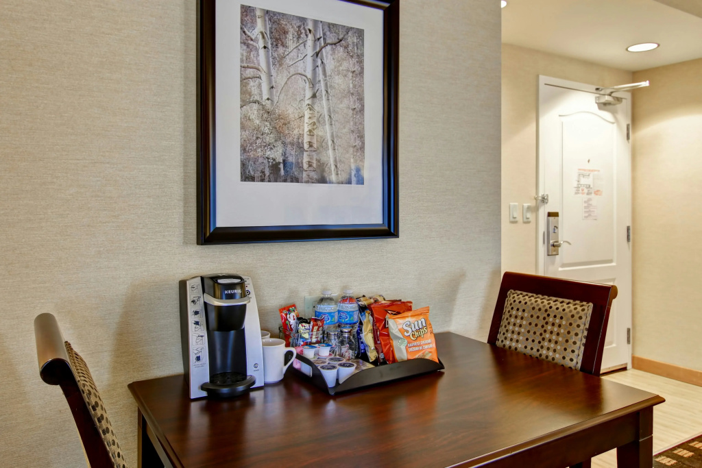 Homewood Suites by Hilton Toronto Airport Corporate Centre — photo 7