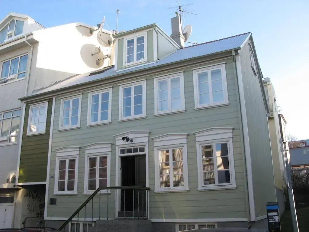 Briet Apartments
