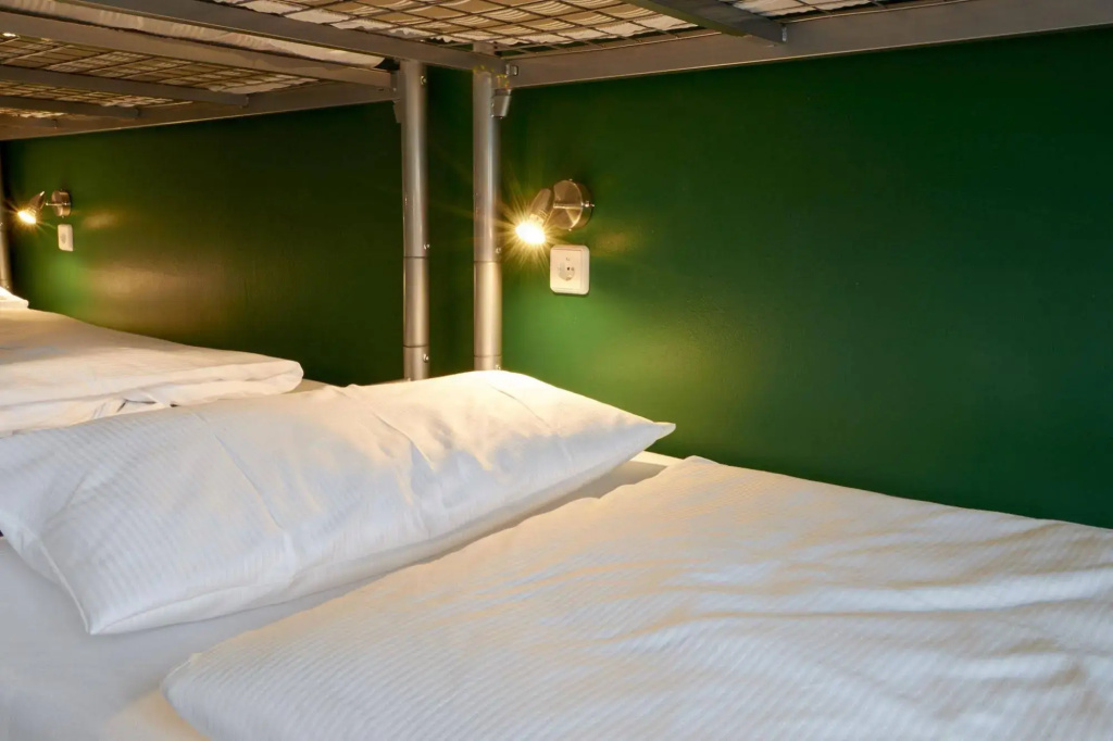 Ballhaus Berlin Hostel — photo 5
