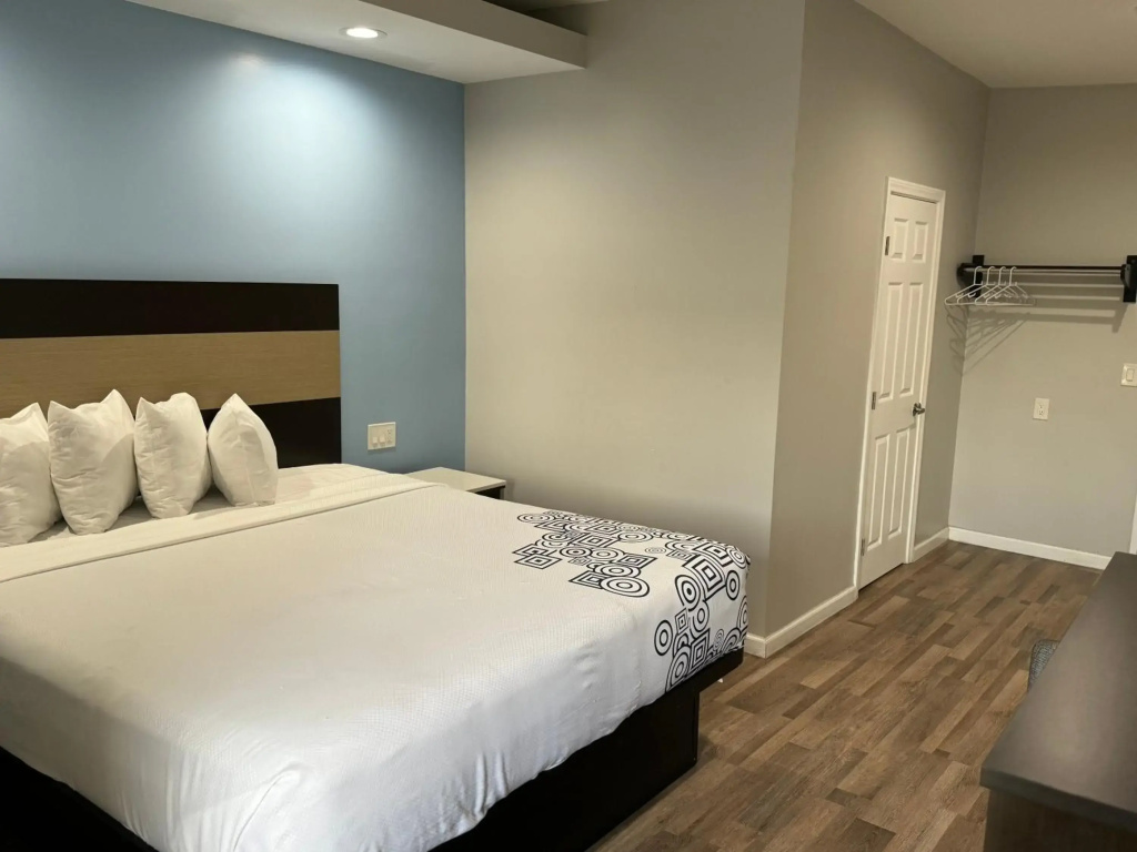 Surfside Inn Redondo Beach — photo 2