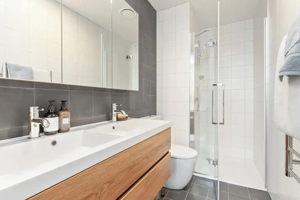 Lighthouse Apartments by Urban Rest — photo 8