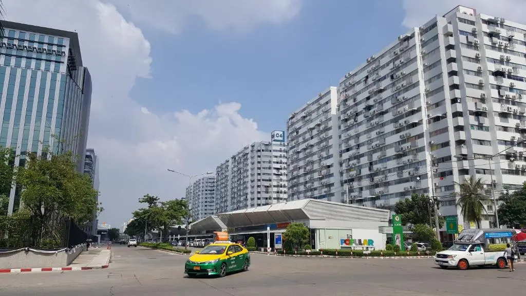 Popular Condo by Jintana — photo 6