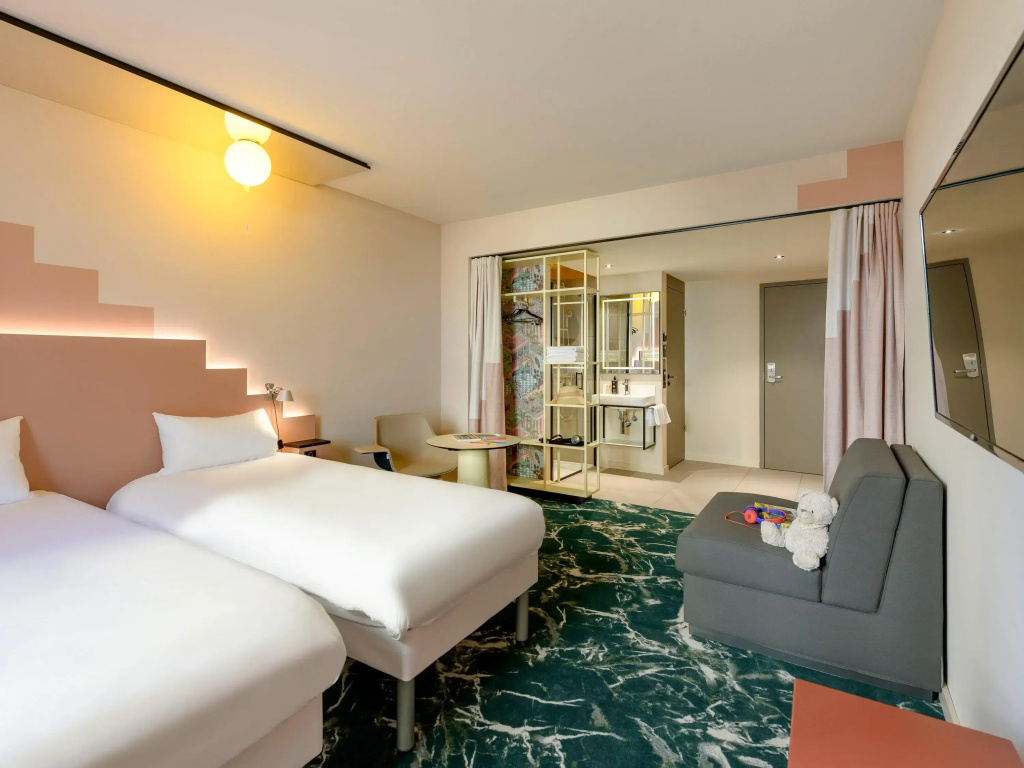 ibis Styles Zurich City Center — photo 4