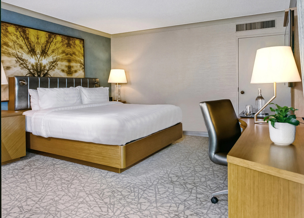Crowne Plaza Toronto North York Hotel — photo 7