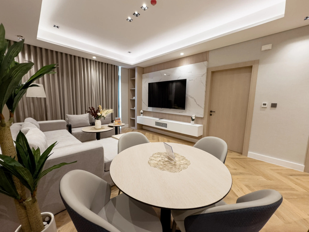 Vserve Elevate Your Stay with Stunning Skyline Views Apartments — photo 6