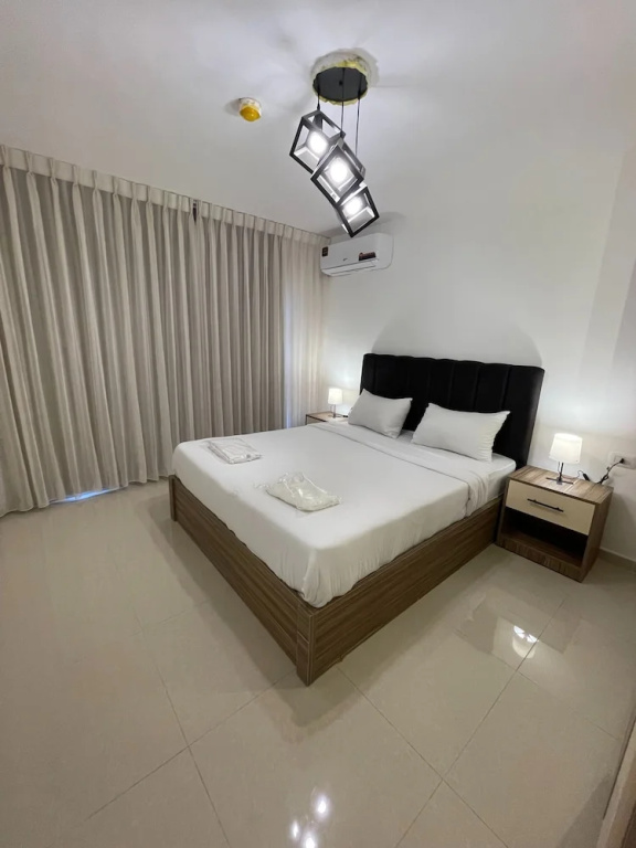 This Special Place Boasts an Unbeatable Location, photo 3