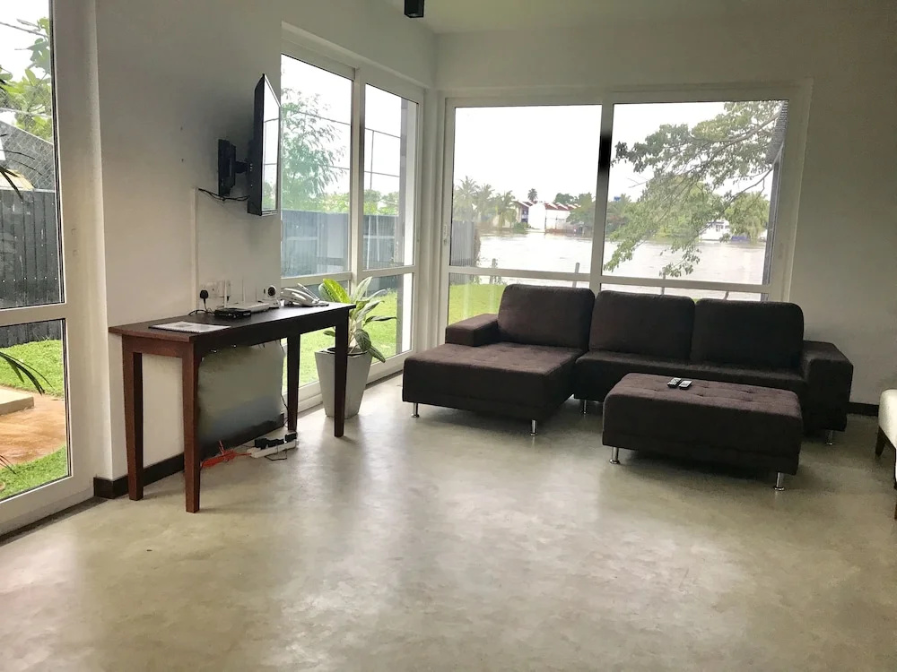 Villa by the Edge, photo 5