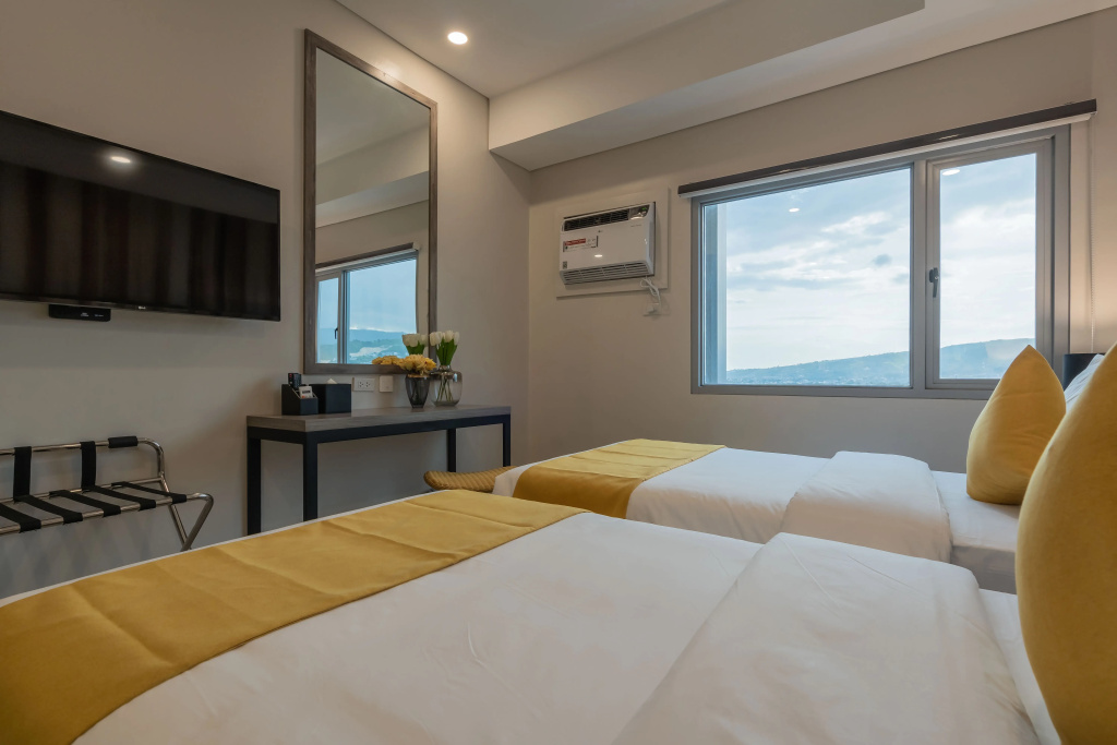Bayfront Hotel Cebu - Capitol Site — photo 5