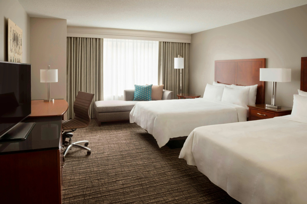 Marriott Downtown at CF Toronto Eaton Centre, photo 4
