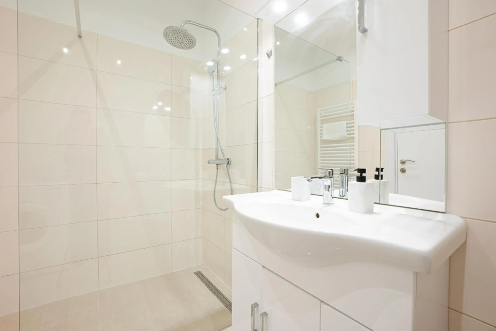 Apartment in the central area. 5 minute's walk to the Danube. — photo 8