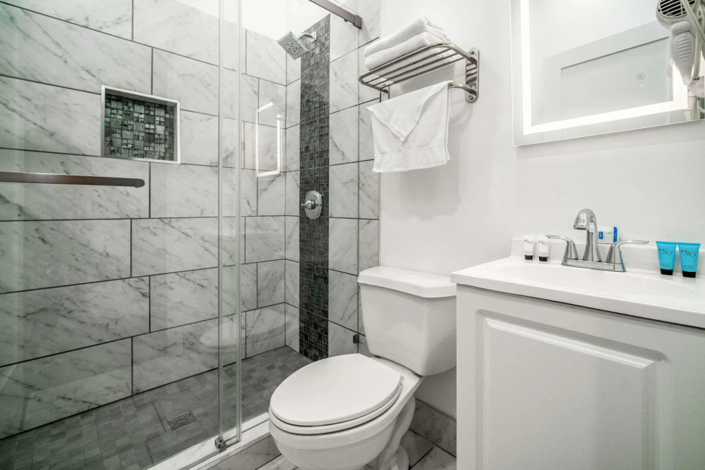 Rodeway Inn & Suites Pasadena — photo 8