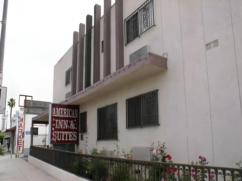 American Inn & Suites LAX
