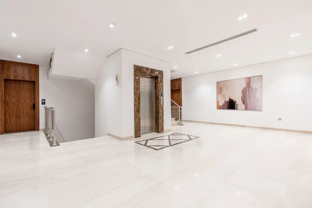 One Bedroom Trendy Apartment in Almughrizat — photo 7