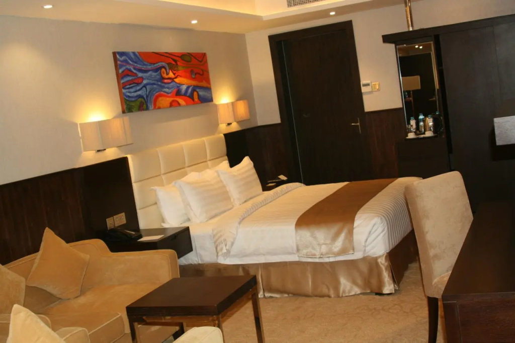 The Secure Inn Hotel, photo 4