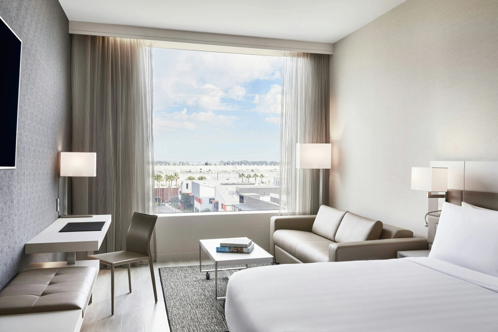 AC Hotel by Marriott Los Angeles South Bay, photo 5