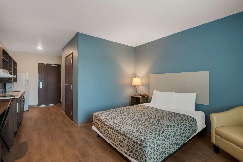 WoodSpring Suites Bellflower - Los Angeles — photo 4
