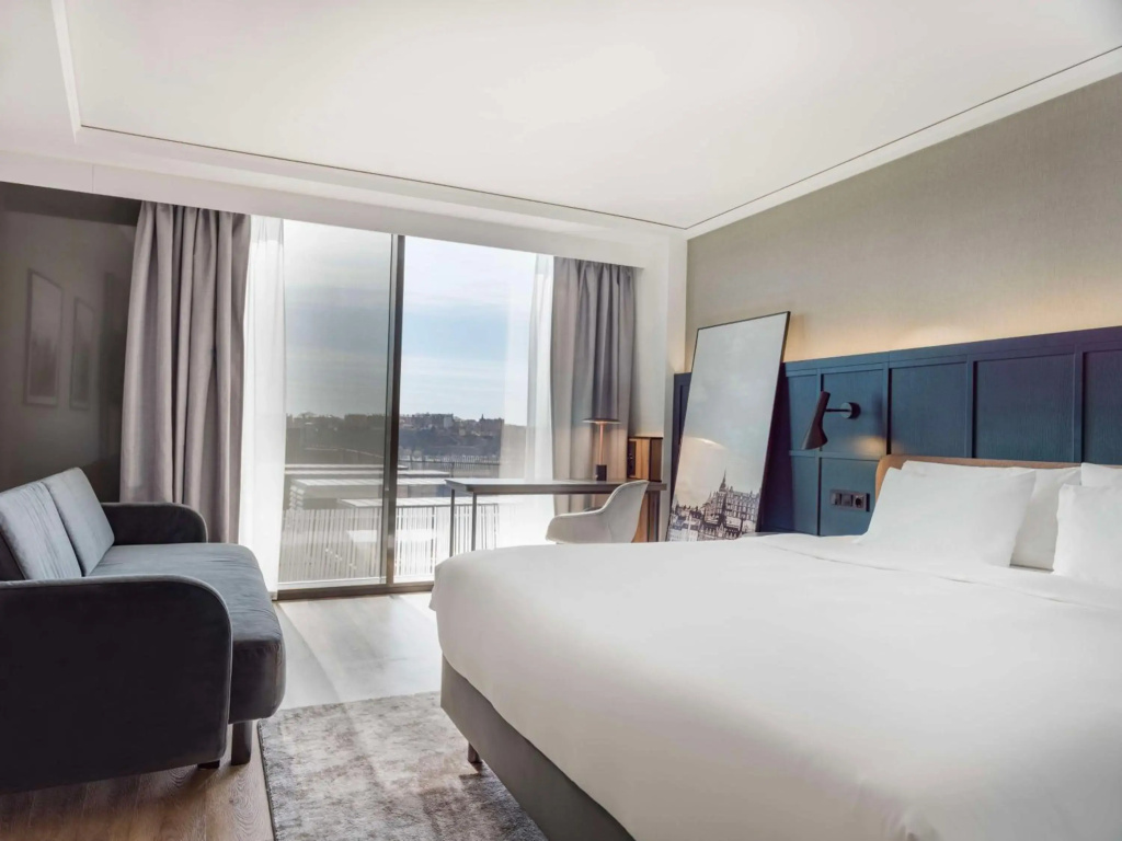 Radisson Blu Waterfront Hotel — photo 6