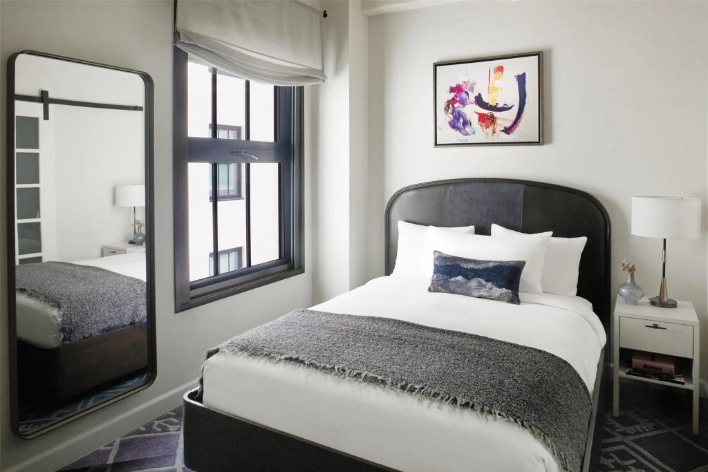 Hotel Figueroa, Unbound Collection by Hyatt, photo 3