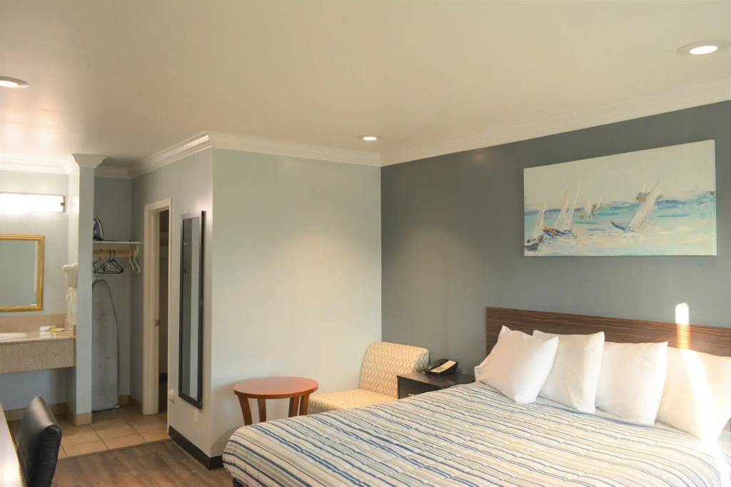 La Casa Inn — photo 6