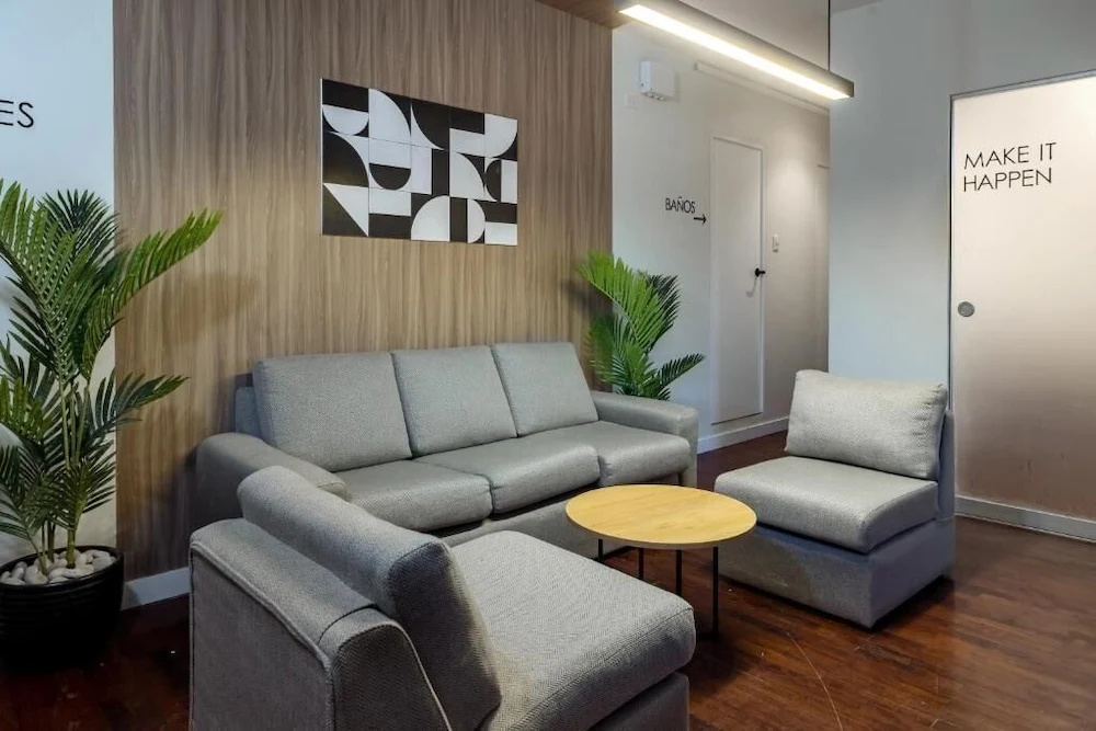 MiraFlores Suites Hotel