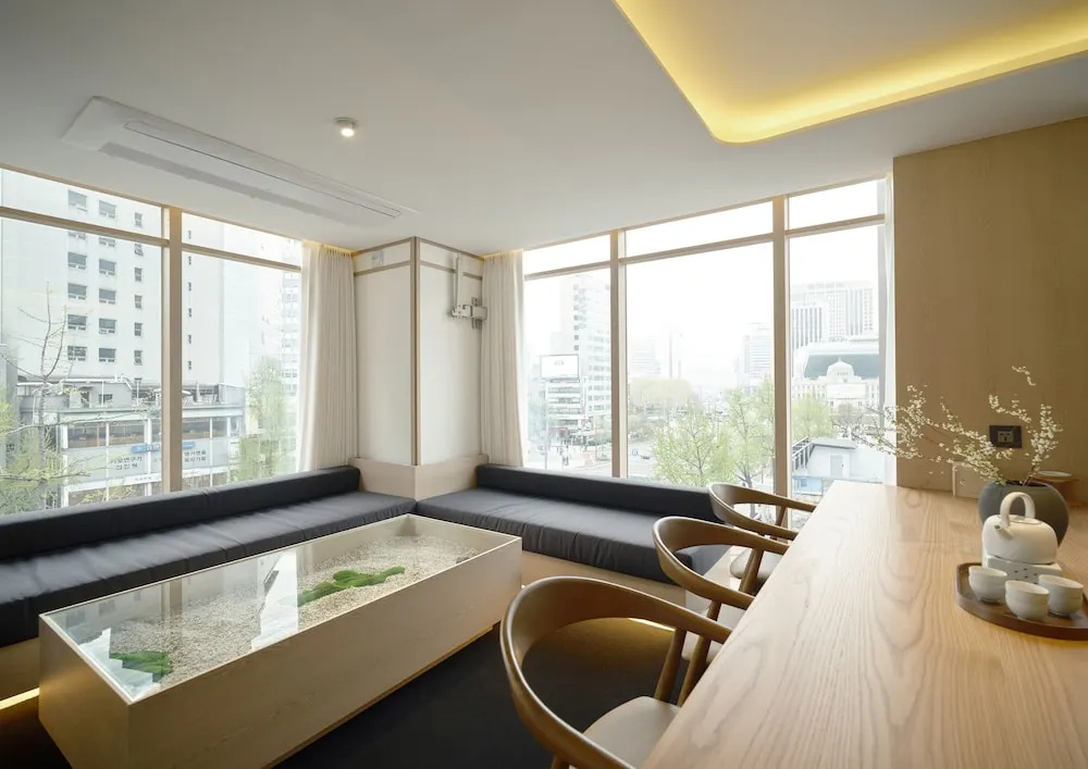 UH Suite Seoul Deoksugung — photo 7