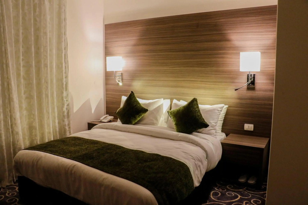 Almond Hotel Apartments, photo 4