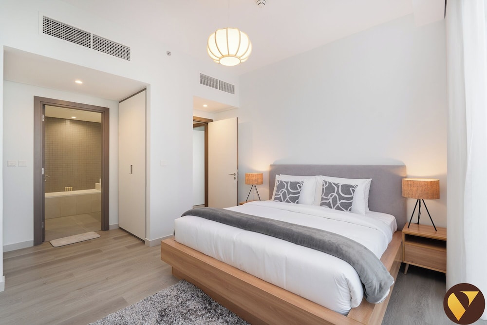 Vogue | Al Wasl 1 Residence near World Trade Centre — photo 6