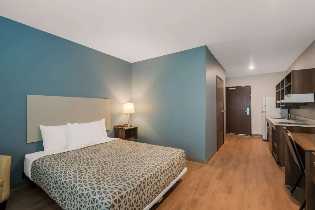WoodSpring Suites Bellflower - Los Angeles — photo 6