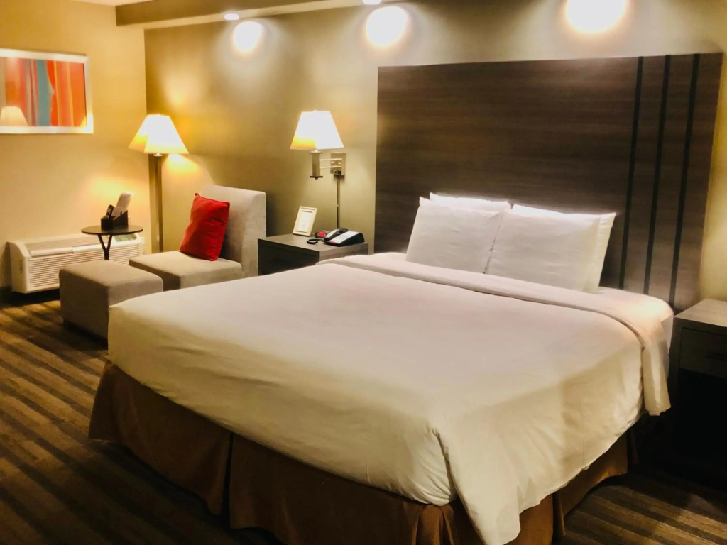 GreenTree Inn & Suites Alhambra, photo 3