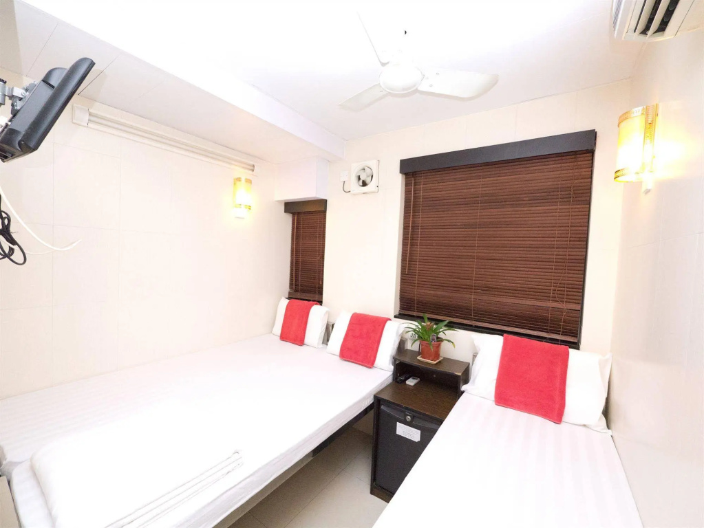 International Inn — photo 3