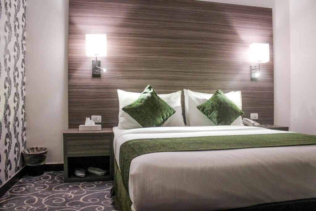 Almond Hotel Apartments, photo 3